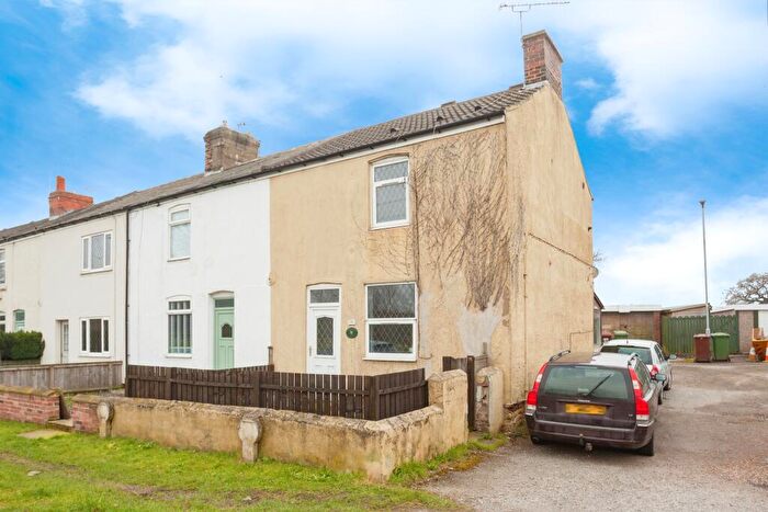 2 Bedroom End Of Terrace House For Sale In Newmarket Lane, Methley, Leeds, West Yorkshire, LS26