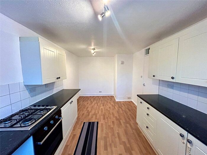 3 Bedroom End Of Terrace House For Sale In Naish Drive, Gosport, Hampshire, PO12