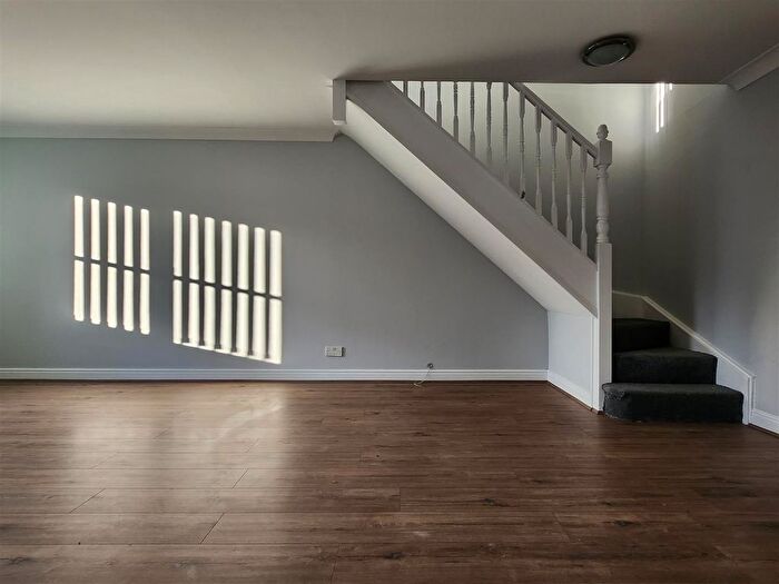 3 Bedroom Detached House For Sale In George Lovell Drive, Enfield Island Village, EN3