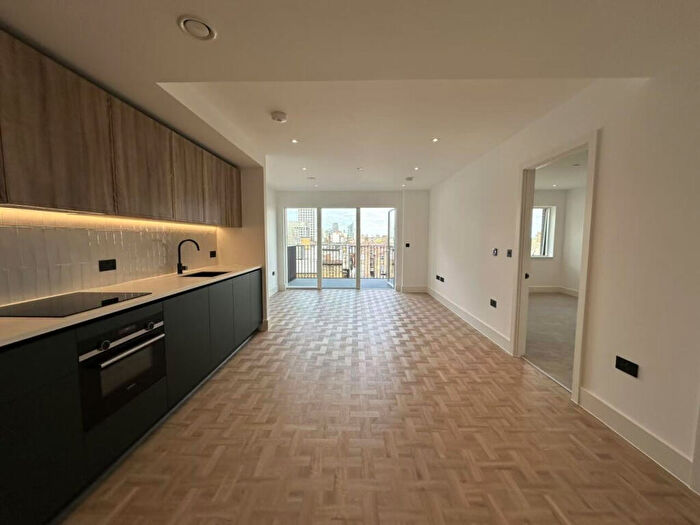 1 Bedroom Apartment To Rent In Monarch Square, London, SW11