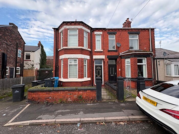 3 Bedroom End Of Terrace House To Rent In Millfield Road, Widnes, WA8