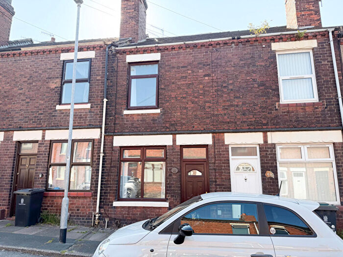 2 Bedroom Terraced House To Rent In Hollings Street, Fenton, Stoke-on-Trent, ST4