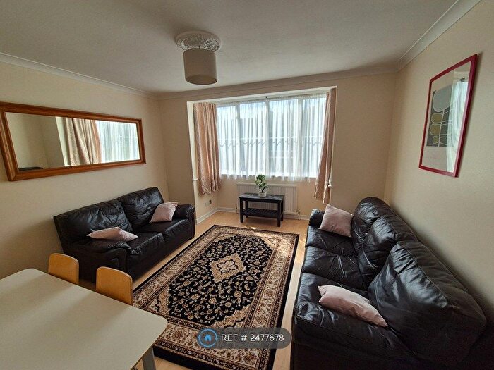 2 Bedroom Flat To Rent In Maybank Avenue, Sudbury, Wembley, London, HA0