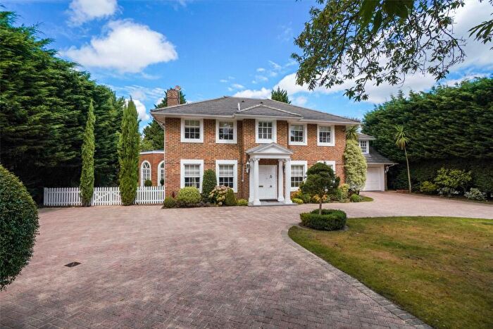5 Bedroom Detached House For Sale In Cranley Road, Burwood Park, Walton-on-Thames, KT12