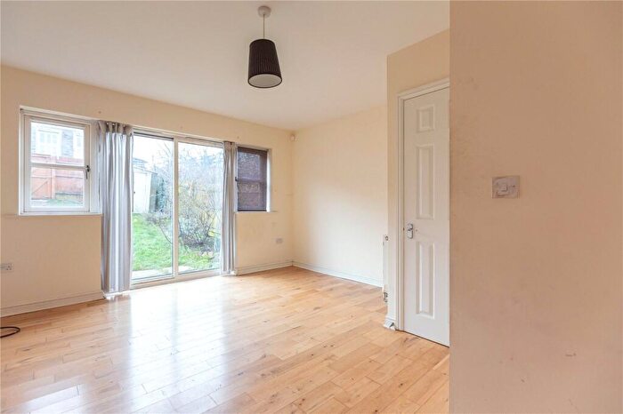 3 Bedroom End Of Terrace House To Rent In Ashley Down Road, Ashley Down, Bristol, BS7