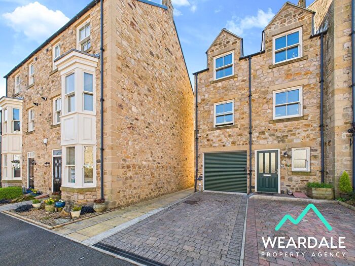 5 Bedroom Town House For Sale In St. Annes Drive, Wolsingham, DL13