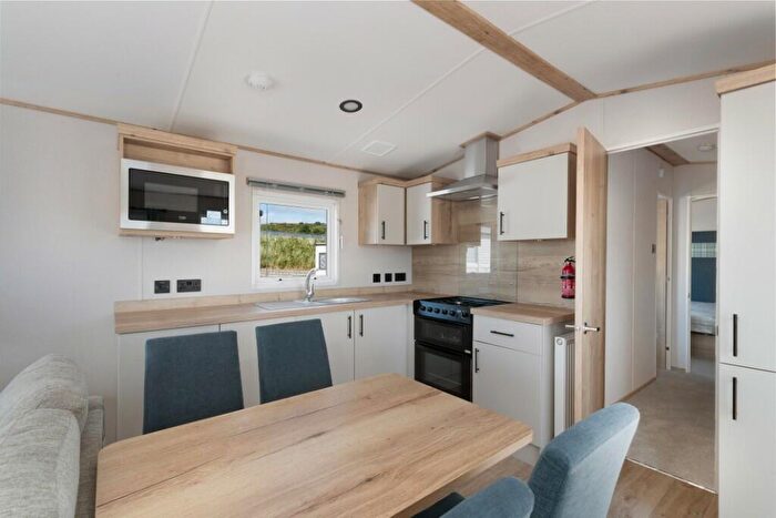 2 Bedroom Caravan For Sale In , SA43
