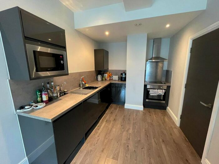 1 Bedroom Apartment To Rent In Reliance House, Water Street, L2