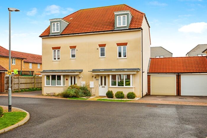 4 Bedroom Detached House For Sale In Winder Place, Aylesham, Canterbury, CT3