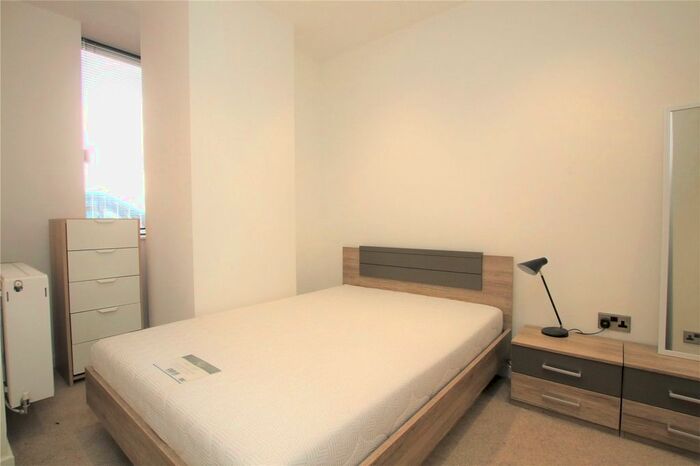 1 Bedroom Flat To Rent In Garrard House, Garrard Street, Reading, Berkshire, RG1