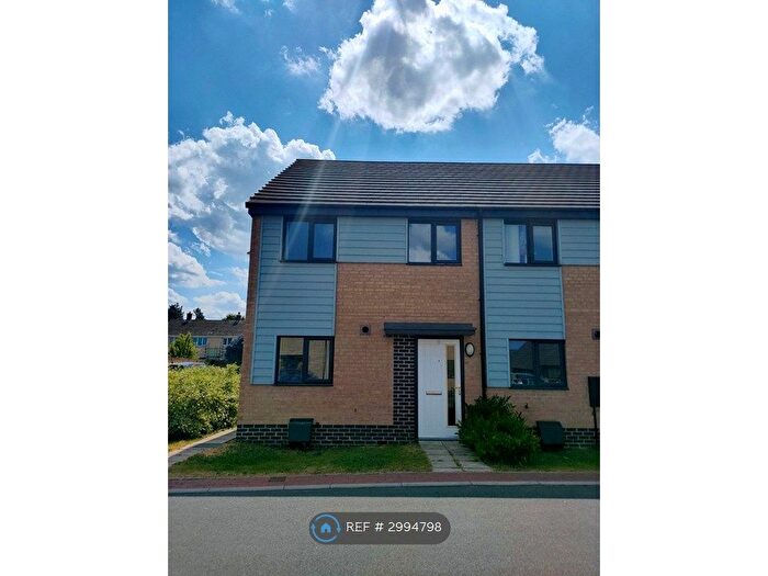 2 Bedroom End Terrace House To Rent In Flying Fox Crescent, Doncaster, DN12