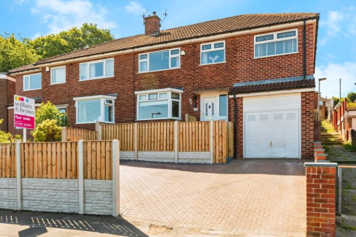 4 Bedroom Semi Detached House For Sale In Woodland Way, Herringthorpe, Rotherham, S65