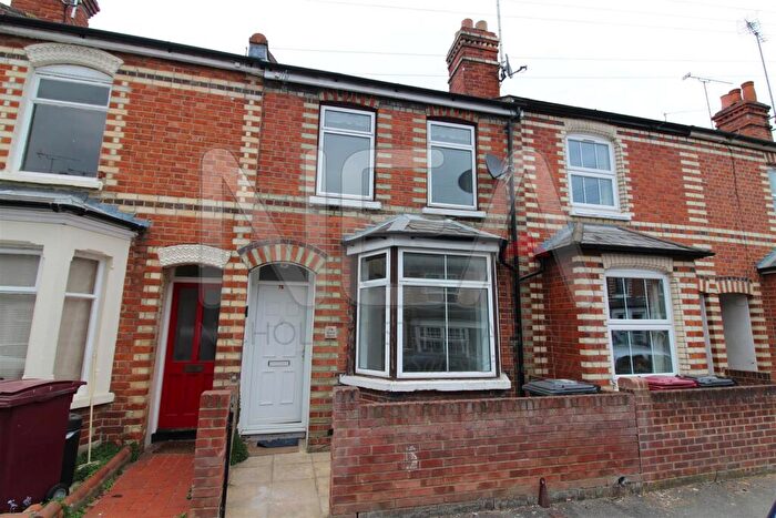 2 Bedroom Terraced House To Rent In Kings Road, Caversham, Reading, RG4
