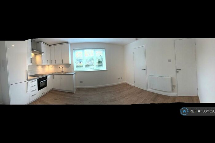 1 Bedroom Flat To Rent In Horner Court, London, E11