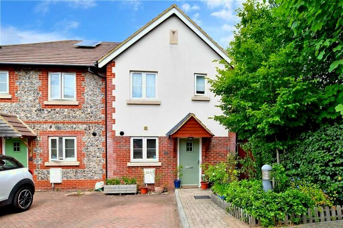 3 Bedroom Semi-Detached House For Sale In Mousdell Close, Ashington, West Sussex, RH20