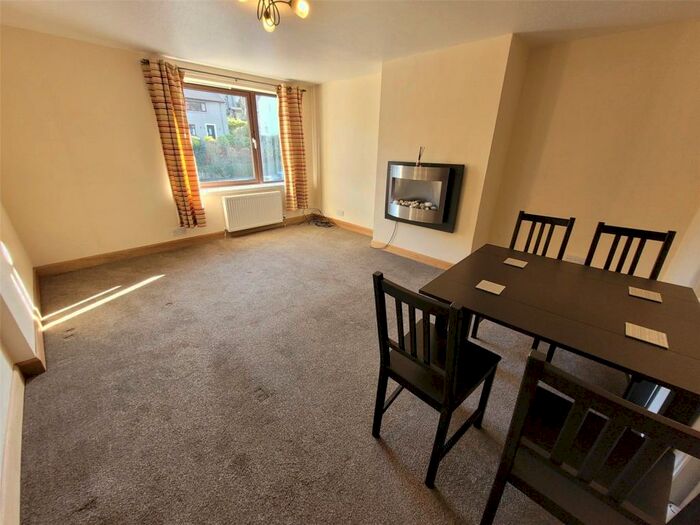 3 Bedroom Flat To Rent In Morrison Drive, Garthdee, Aberdeen, AB10