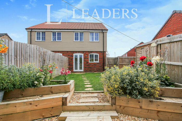 2 Bedroom Semi-Detached House To Rent In Canterbury Mews, Donnington, PE11