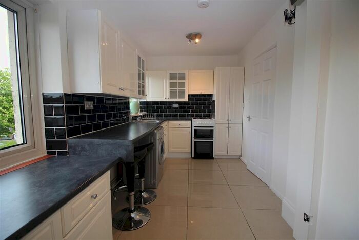 2 Bedroom Flat To Rent In Monks Park Way, Newcastle Upon Tyne, NE12