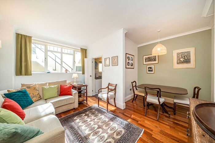 2 Bedroom Flat To Rent In Alderney Street, Pimlico, SW1V
