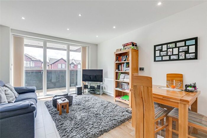 1 Bedroom Flat To Rent In Electric House, London, NW2