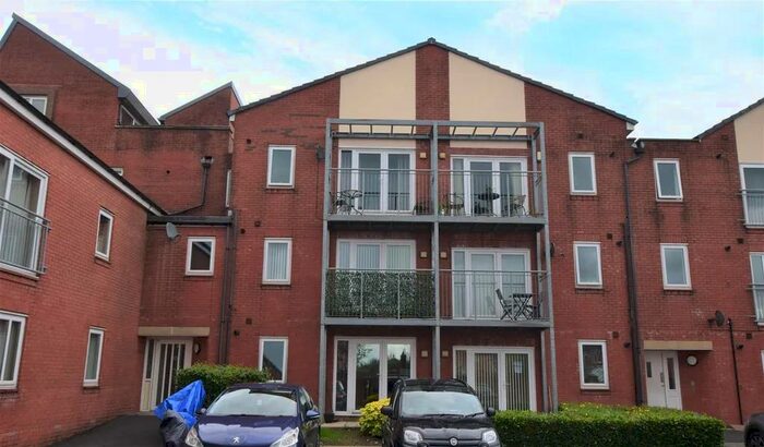 2 Bedroom Apartment For Sale In Waverley Street, Oldham, Greater Manchester, OL1