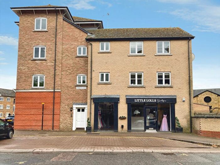 2 Bedroom Apartment For Sale In Springfield Basin, Wharf Road, Chelmsford, CM2