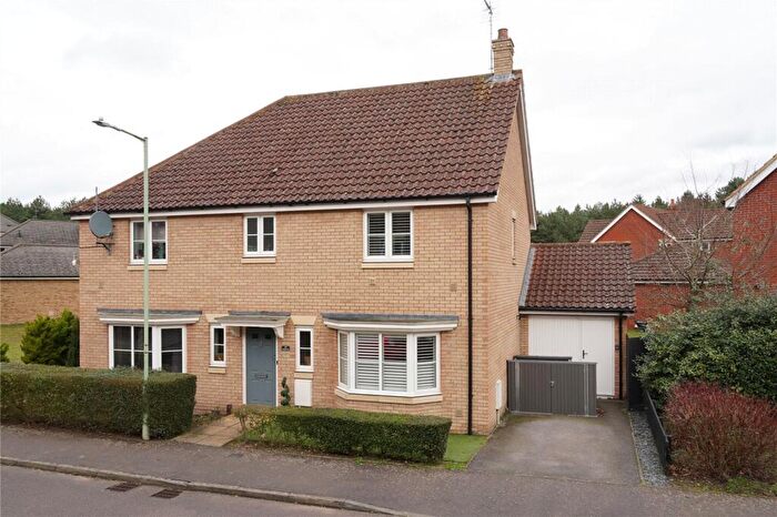 3 Bedroom Semi-Detached House For Sale In Evergreen Way, Mildenhall, Bury St. Edmunds, Suffolk, IP28