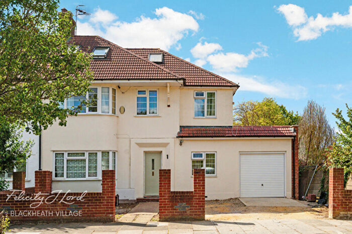 6 Bedroom Terraced House For Sale In Zangwill Road, London, SE3