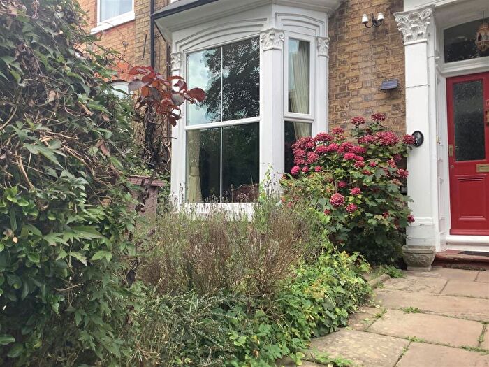 1 Bedroom Flat For Sale In New Road, Hornsea, HU18