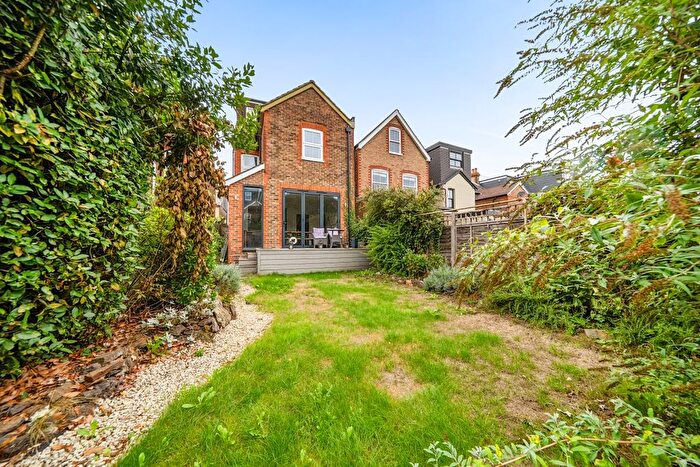 4 Bedroom Flat To Rent In Springcopse Road, Reigate, RH2