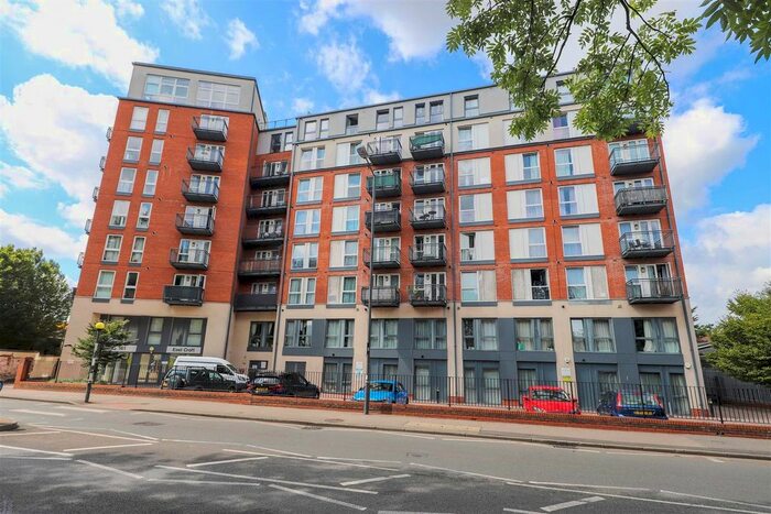 2 Bedroom Flat To Rent In East Croft House, Harrow, HA2