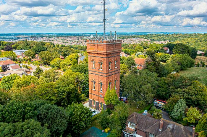 2 Bedroom Flat To Rent In Benfleet Road, Benfleet, SS7