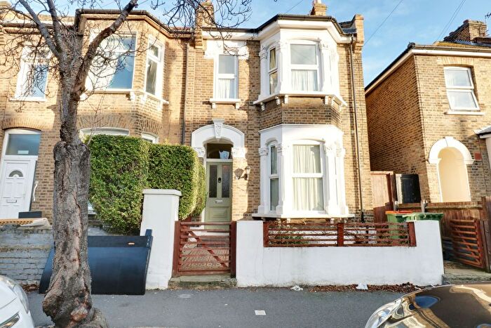 4 Bedroom Semi-Detached House To Rent In Park Road, London, Greater London, E15