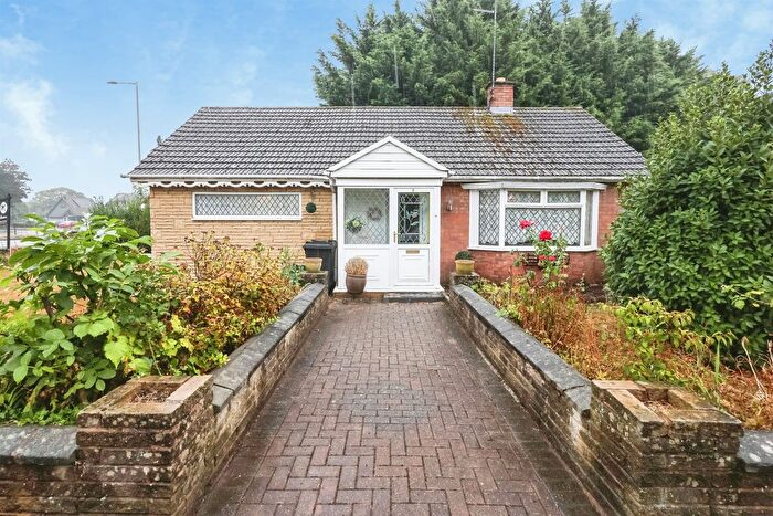 2 Bedroom Detached Bungalow For Sale In The Glade, Birmingham, B26
