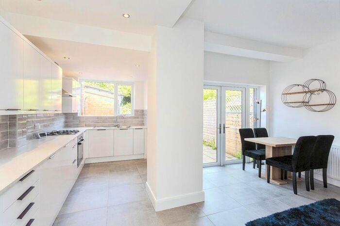 3 Bedroom Semi-Detached House To Rent In Glastonbury Avenue, Blackpool, Lancashire, FY1