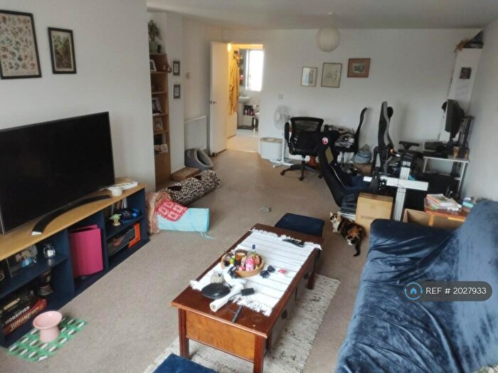 2 Bedroom Flat To Rent In Compass House, Bedminster, Bristol, BS3