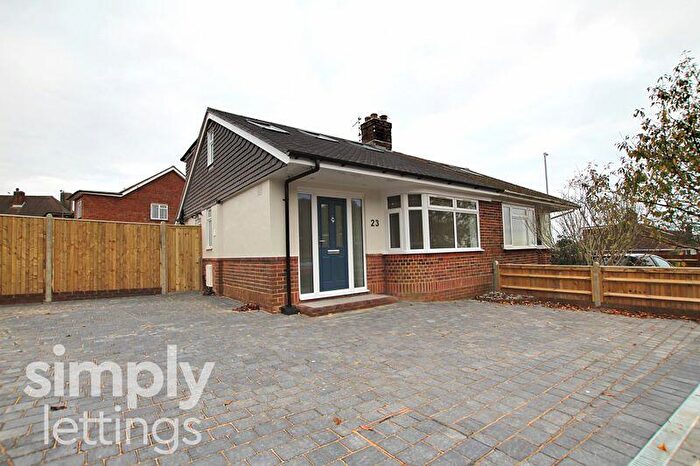 3 Bedroom Bungalow To Rent In High Park Avenue, Hove, BN3