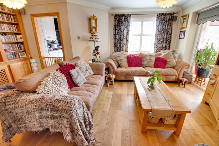 4 Bedroom Semi-Detached House To Rent In Dagless Way, March, PE15