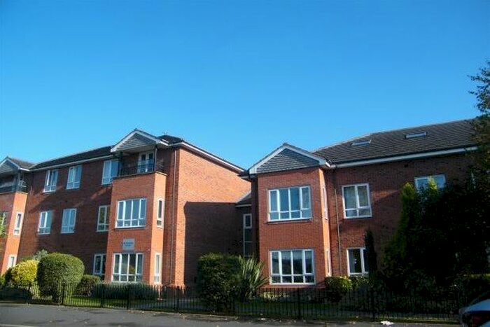 2 Bedroom Flat To Rent In Derbyshire Road South, Sale, M33