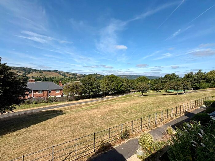 3 Bedroom Semi Detached House For Sale In Meadow Place, Matlock, Derbyshire, DE4