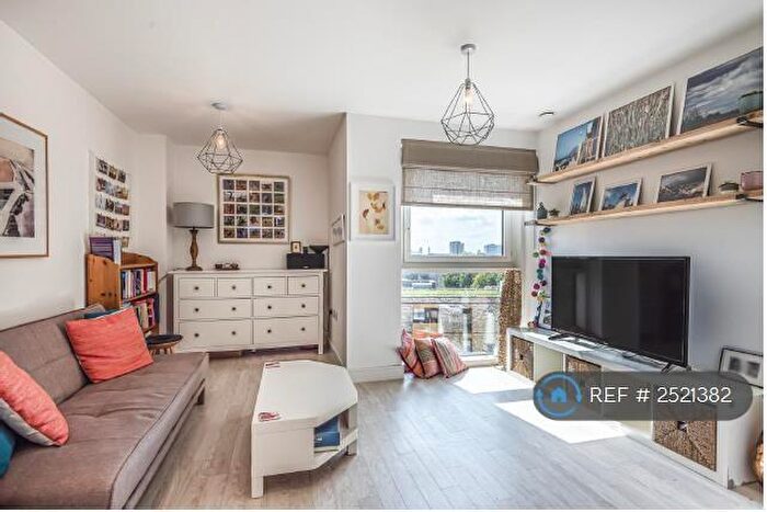 Studio To Rent In London, London, SE8