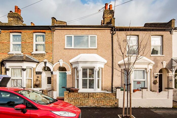 2 Bedroom Terraced House To Rent In Myrtle Road, London, E17