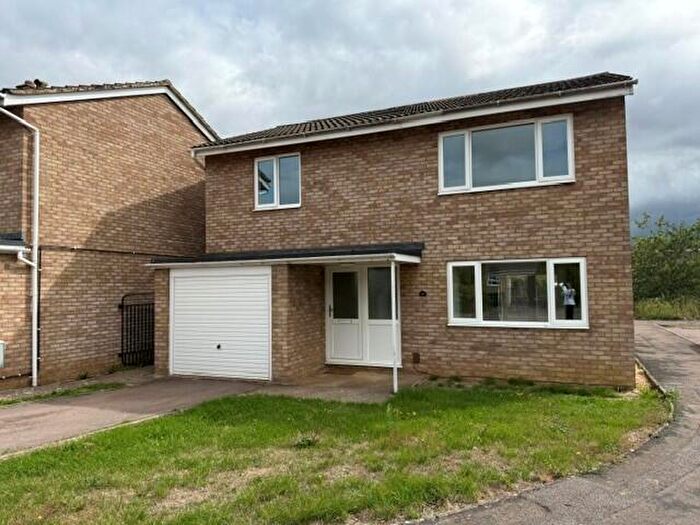 3 Bedroom Detached House To Rent In Elizabeth Way, Gamlingay, SG19