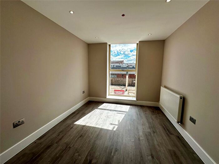 2 Bedroom Apartment To Rent In Friar Street, Reading, Berkshire, RG1