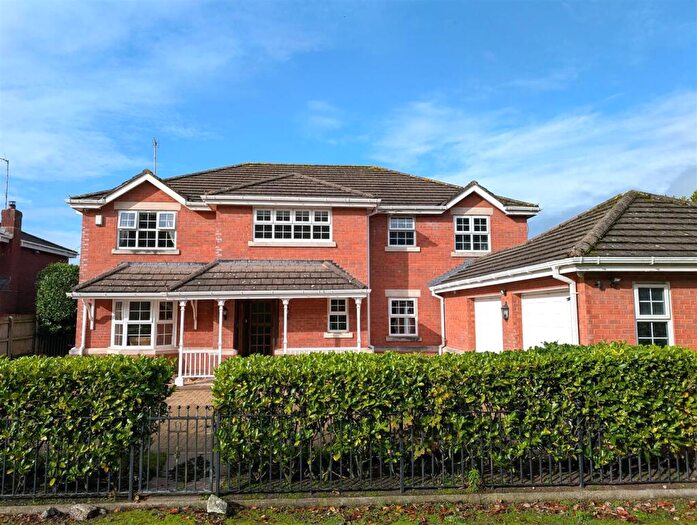5 Bedroom Detached House For Sale In Linnet Lane, Lytham, FY8