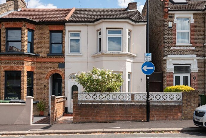 3 Bedroom Terraced House For Sale In Southwest Road, Leytonstone, London, E11