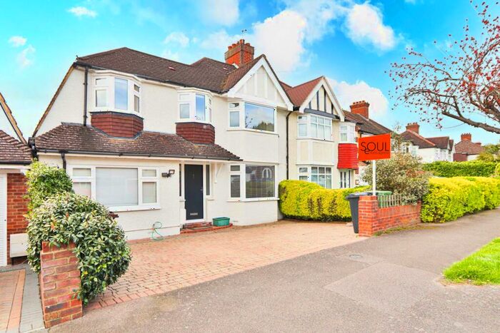 4 Bedroom Semi-Detached House To Rent In Walsingham Gardens, Epsom, KT19
