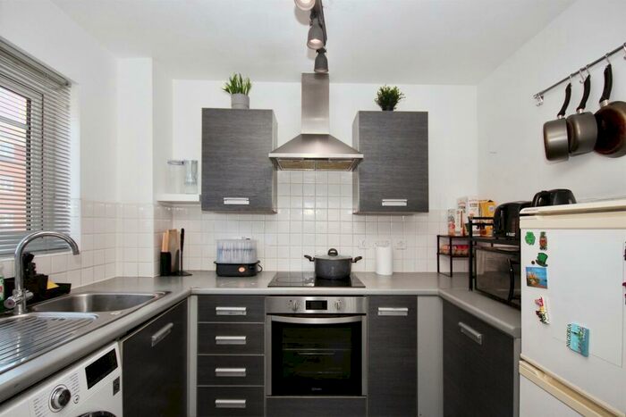 2 Bedroom Apartment For Sale In Stoney Stanton Road, Foleshill, Coventry, CV6