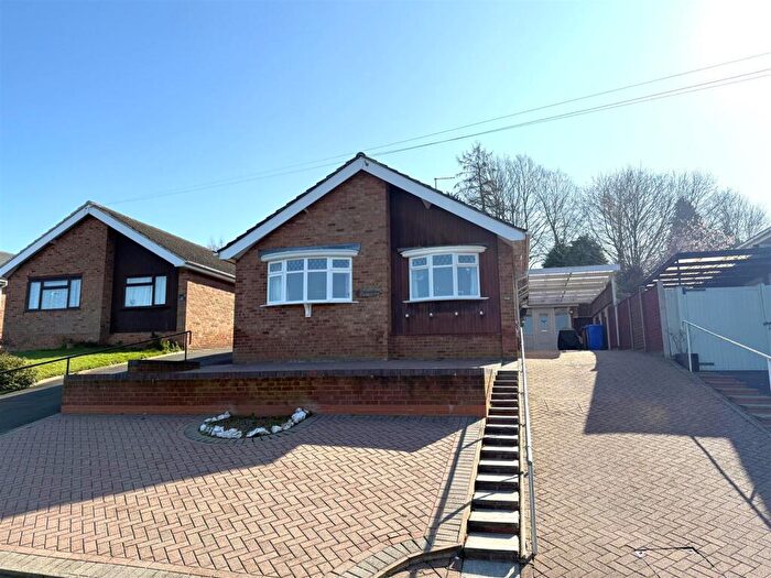 3 Bedroom Detached Bungalow For Sale In Dalebrook Road, Burton-On-Trent, DE15