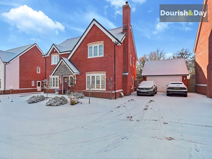 4 Bedroom Detached House For Sale In Bradford Gardens, Hinstock, TF9